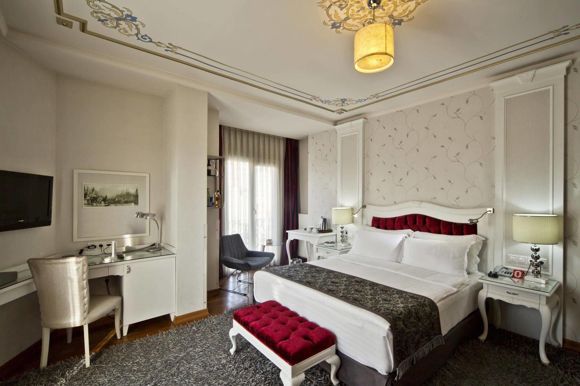 Amira Otel 4*